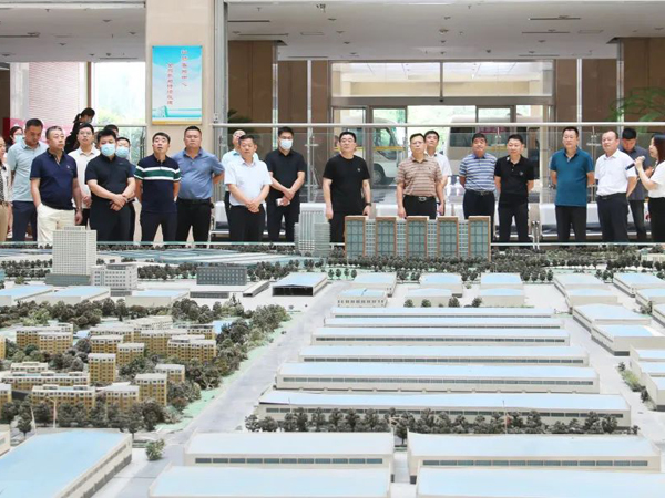 走进国度物流枢纽，，，索求物流产业链——历城区工商联进行主席（会长）轮值活动在集团成功进行