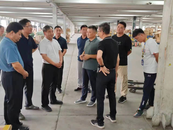 省生态环境厅及德州市环保局辅导莅临冠威园区调研