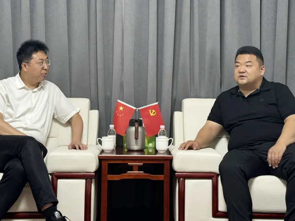 赤峰铁路物流中心到百乐博blb集团参观调研